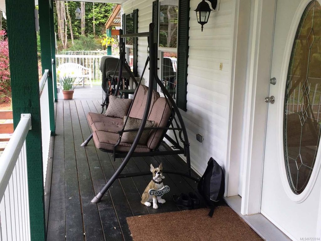 listing image 16043276307931787359