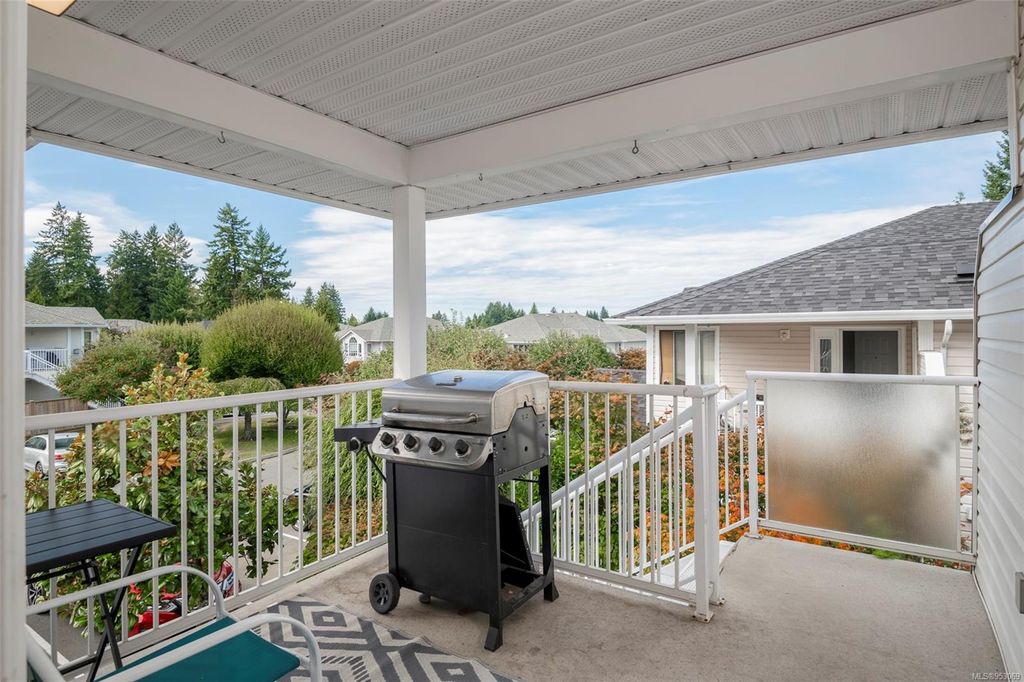 listing image 16041167186858691465