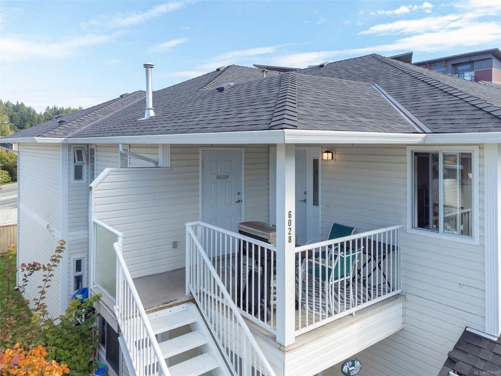 listing image 16048165056580853823