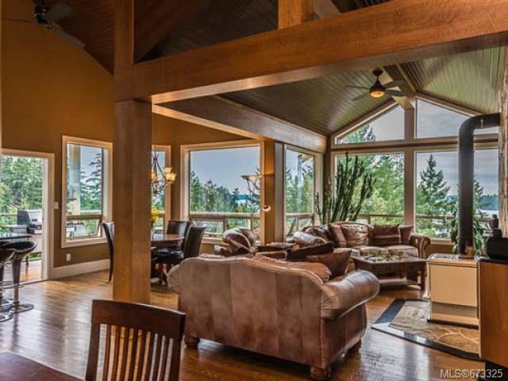 listing image 16047083246425963162