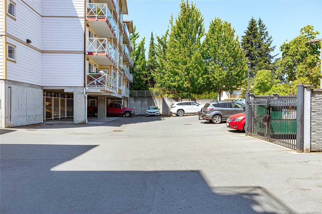 listing image 16046823463262263069