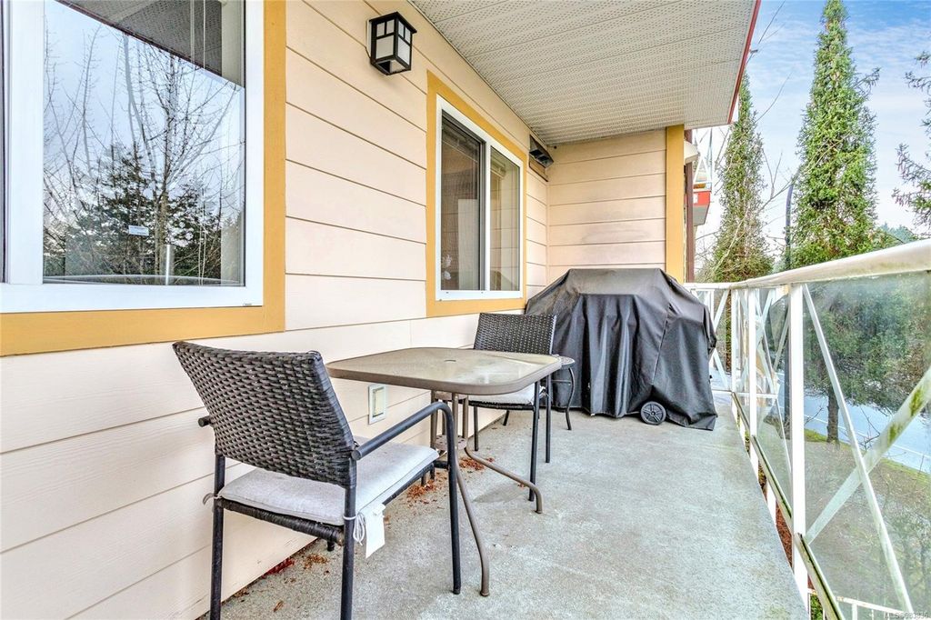 listing image 16049243691626121666
