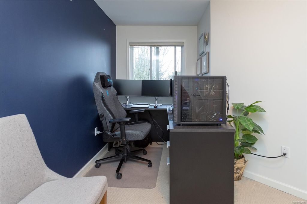 listing image 16049070723565208951
