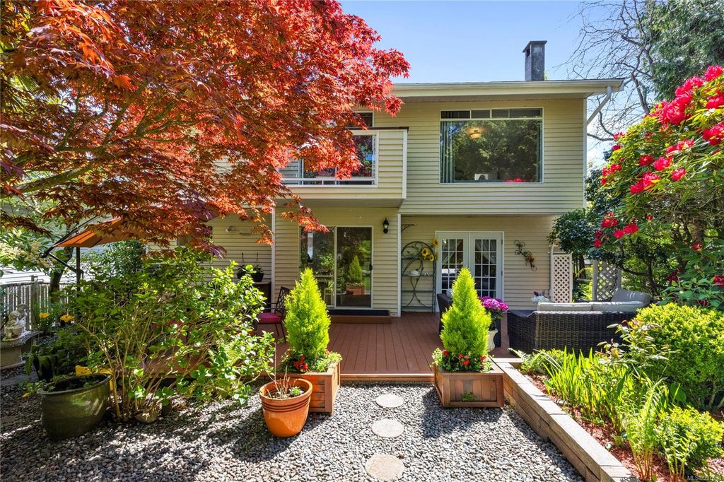listing image 16041427580410559079