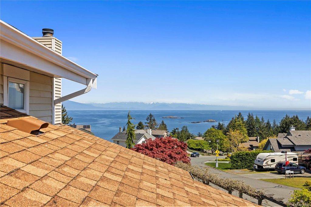 listing image 16049365360261402456