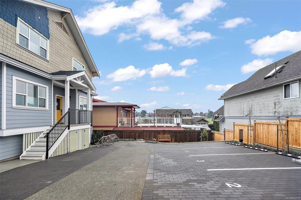 listing image 16045255358059128786
