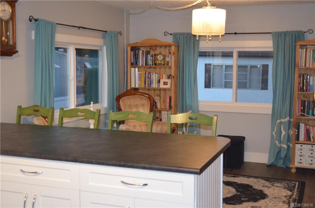 listing image 16043710488979125133