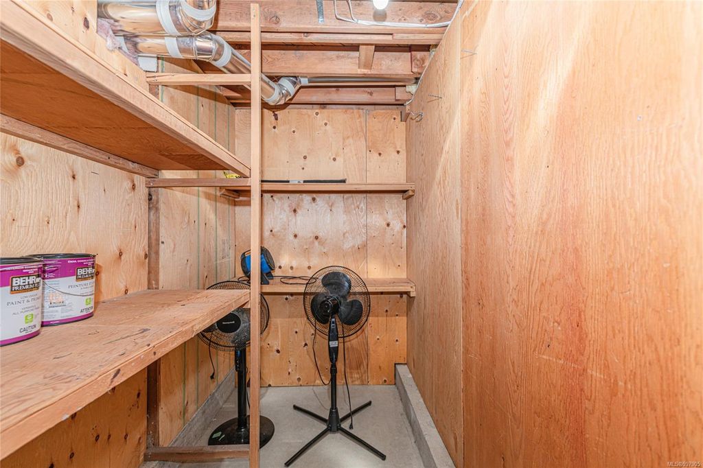 listing image 16045814591089010555
