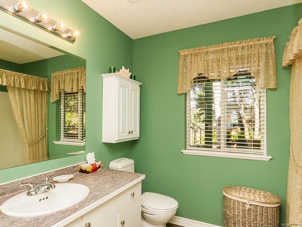 listing image 16047835010799538421