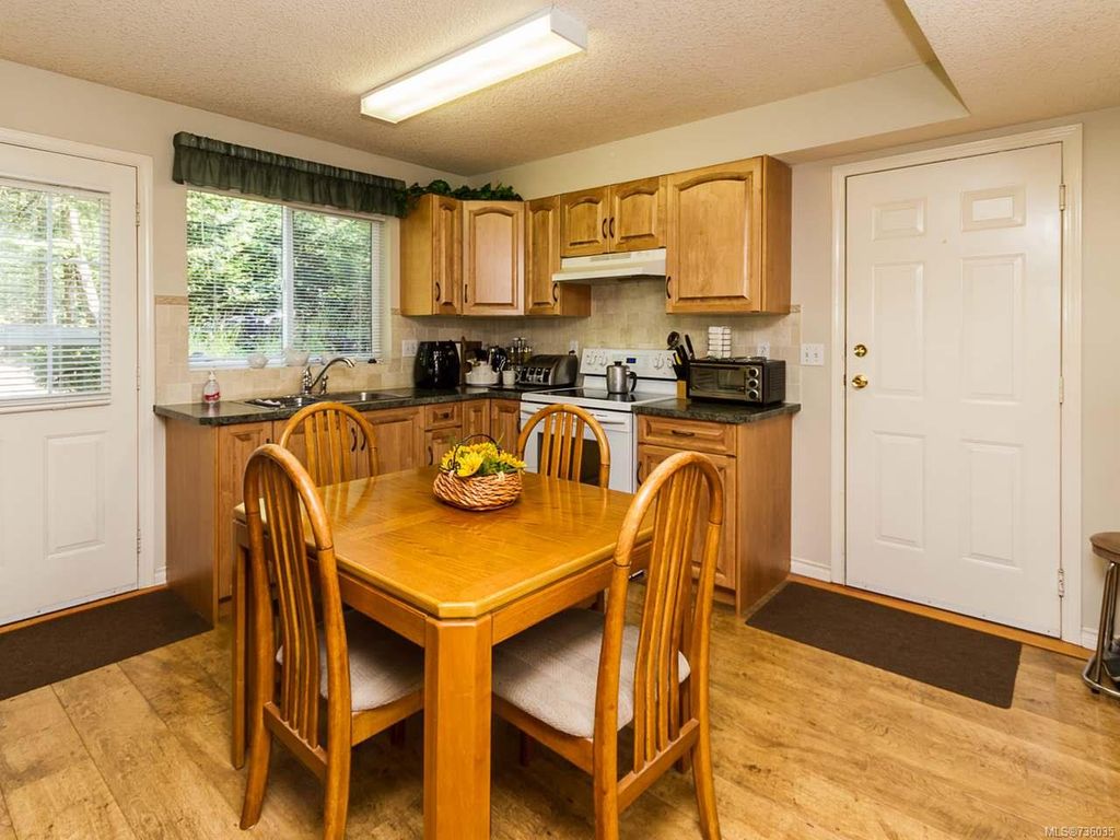 listing image 16041456040511742623