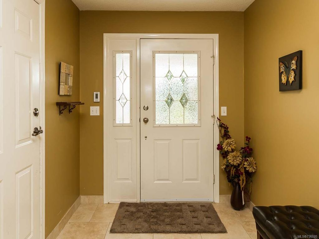 listing image 16042369851101022037