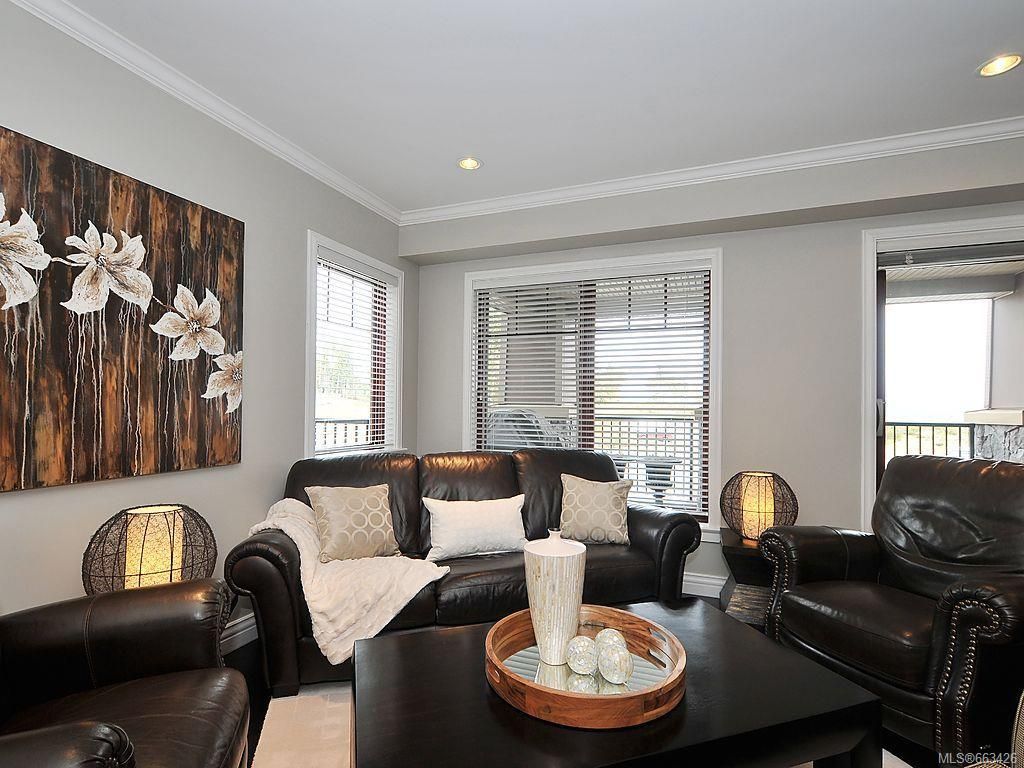 listing image 16049400360222079947