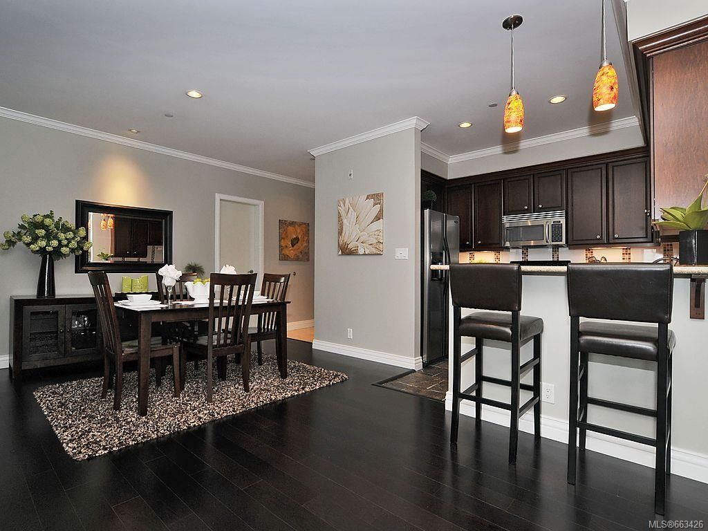 listing image 16040853381185707369