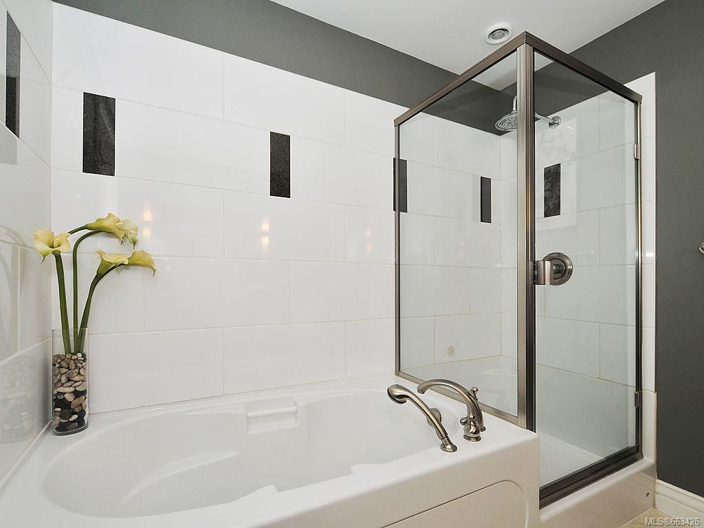 listing image 16048170461524401027