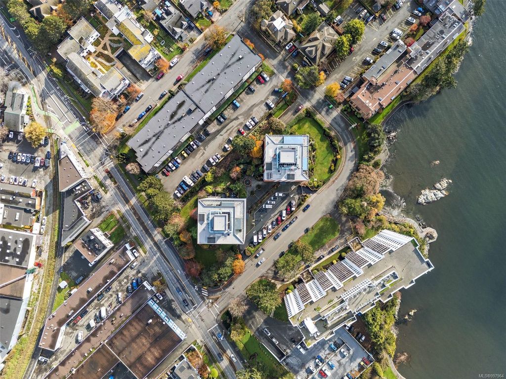 listing image 16044413587537262037