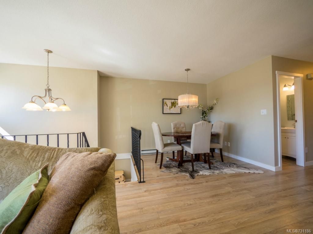 listing image 16043892631677844739