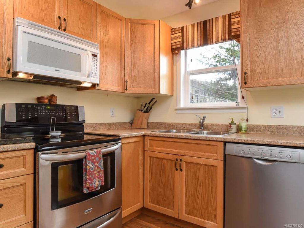 listing image 16044632015898282836