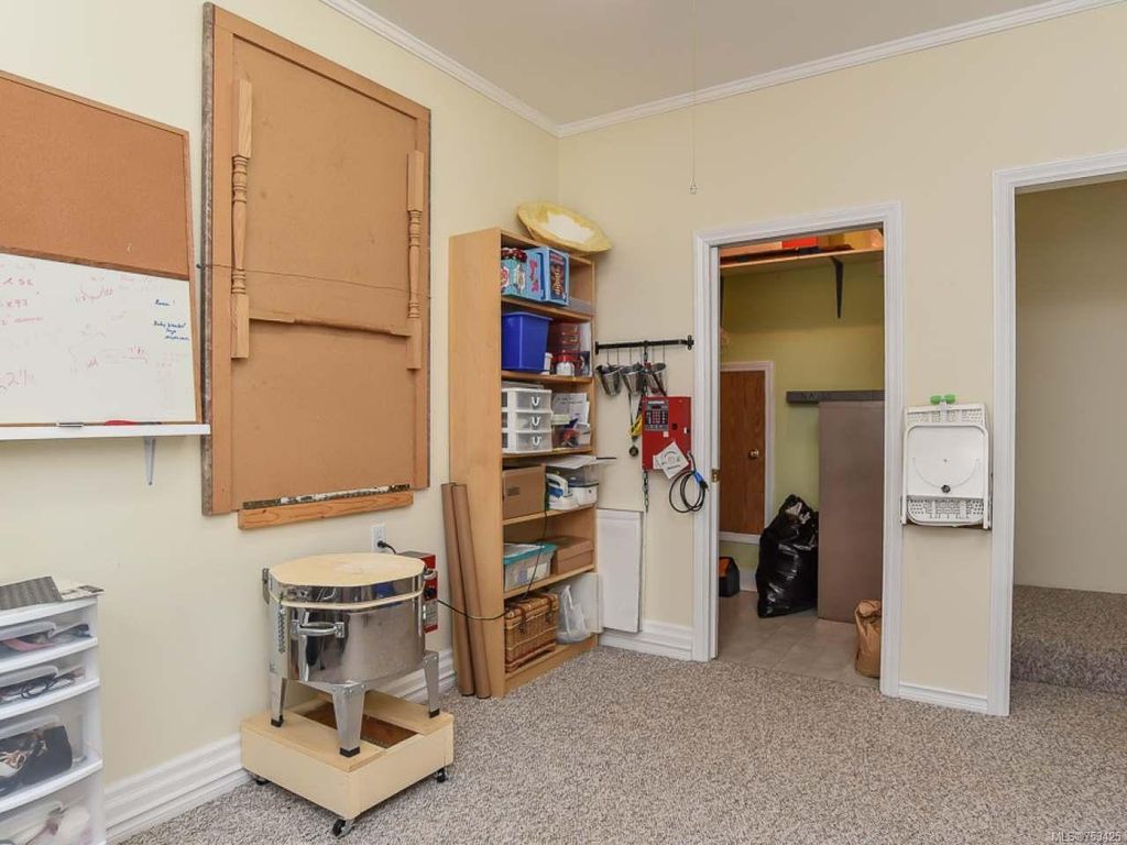 listing image 16043575853686301068
