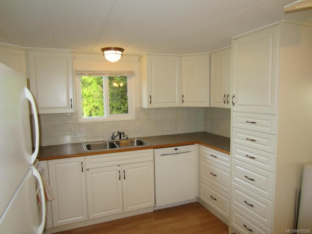 listing image 16044266088440667150