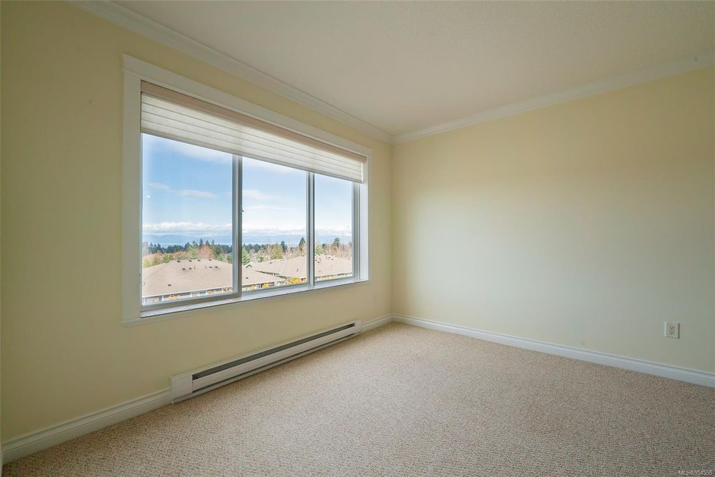 listing image 16048616979204069228