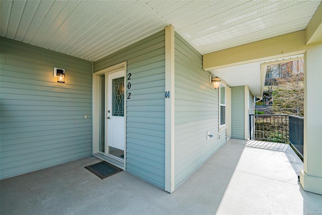 listing image 16047731117381666526