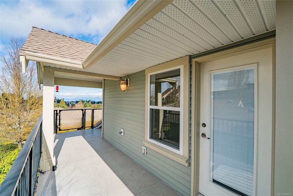 listing image 16049188872071256824