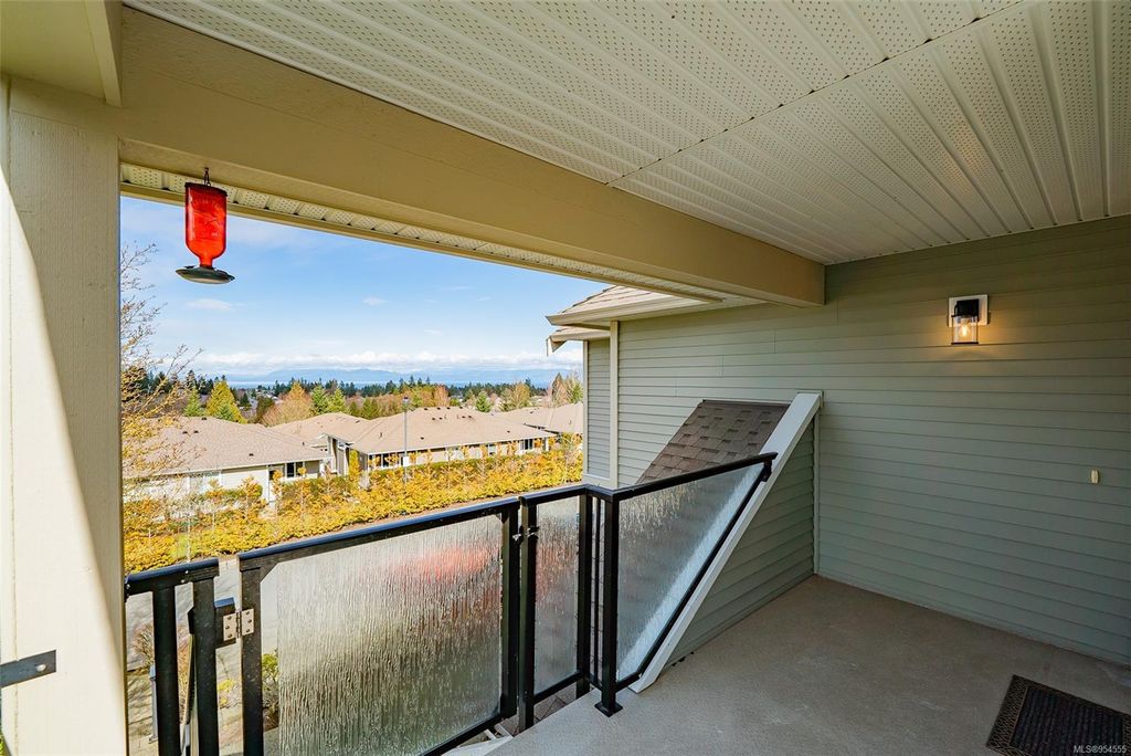listing image 16043507388166675199