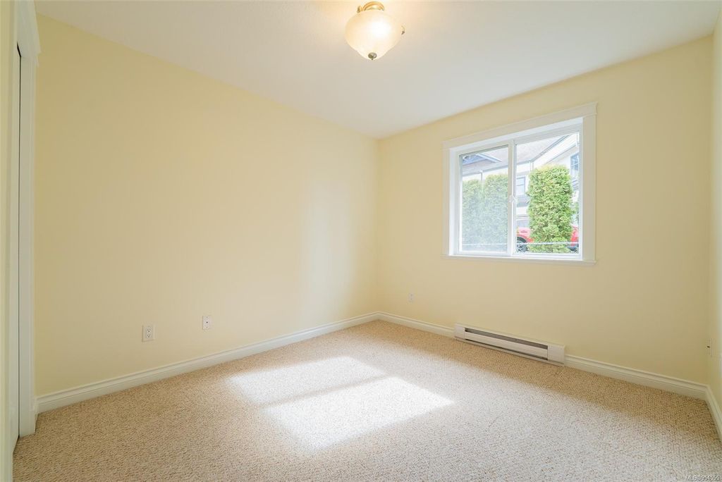 listing image 16040435895122846819