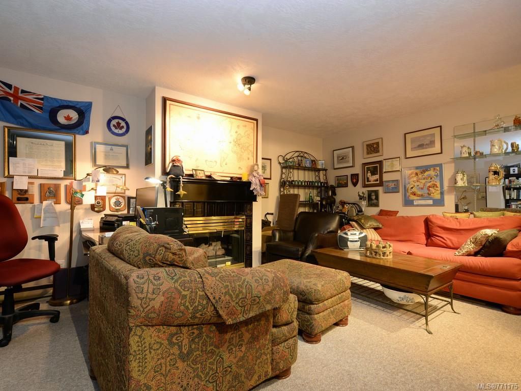 listing image 16047685234347735299