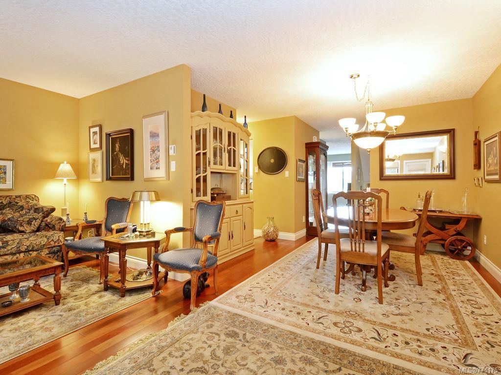 listing image 16041571168007543658