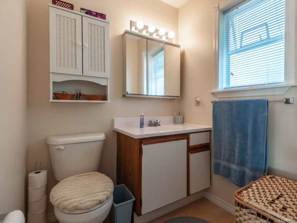 listing image 16047628598545968742