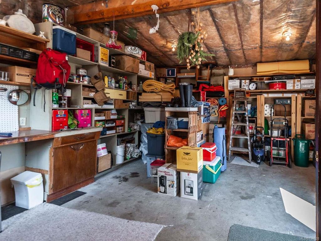 listing image 16042356095491947969