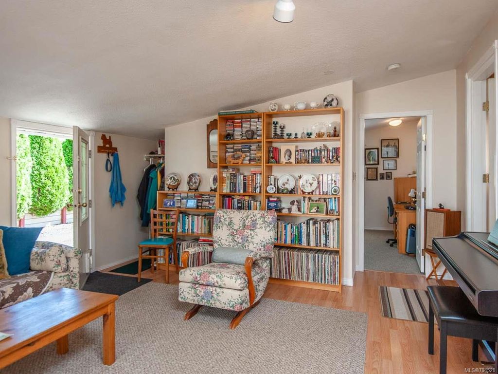 listing image 16048801121561432914