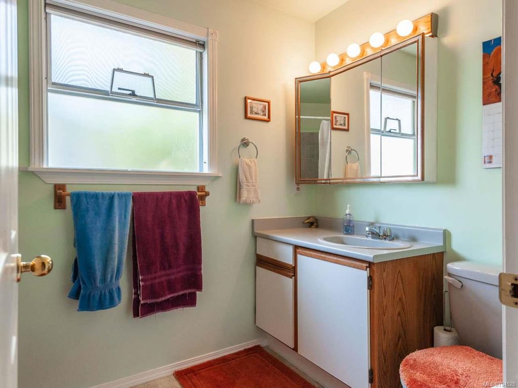 listing image 16044439513727976311