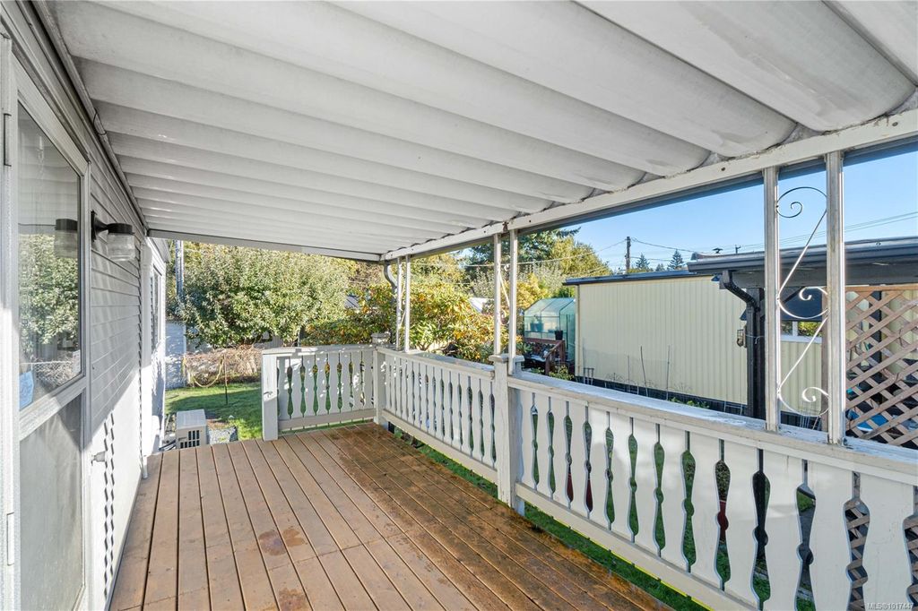 listing image 16040860822957746491