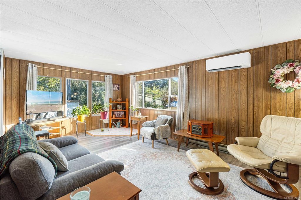 listing image 16043119832319618458