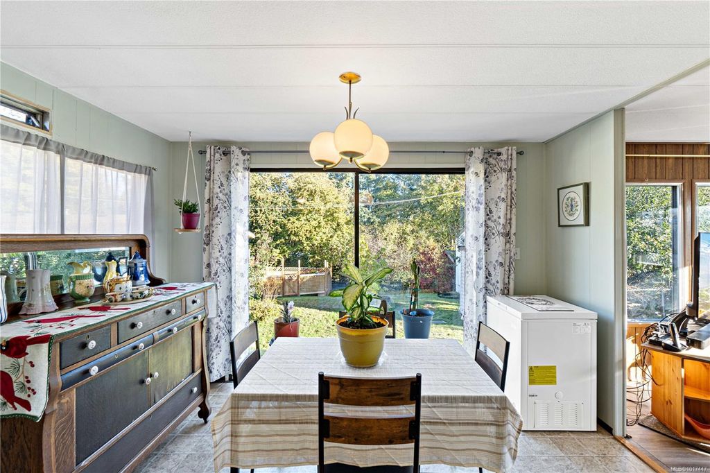 listing image 16043228937985943210