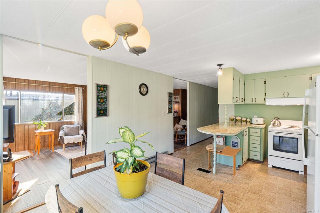 listing image 16046605281801821611