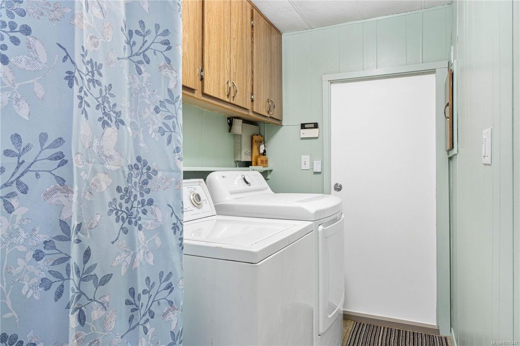 listing image 16049545316715423160