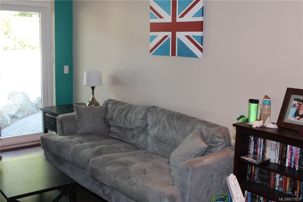 listing image 16047819275058024911