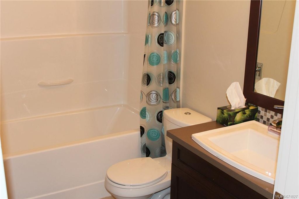 listing image 16041490254413065952