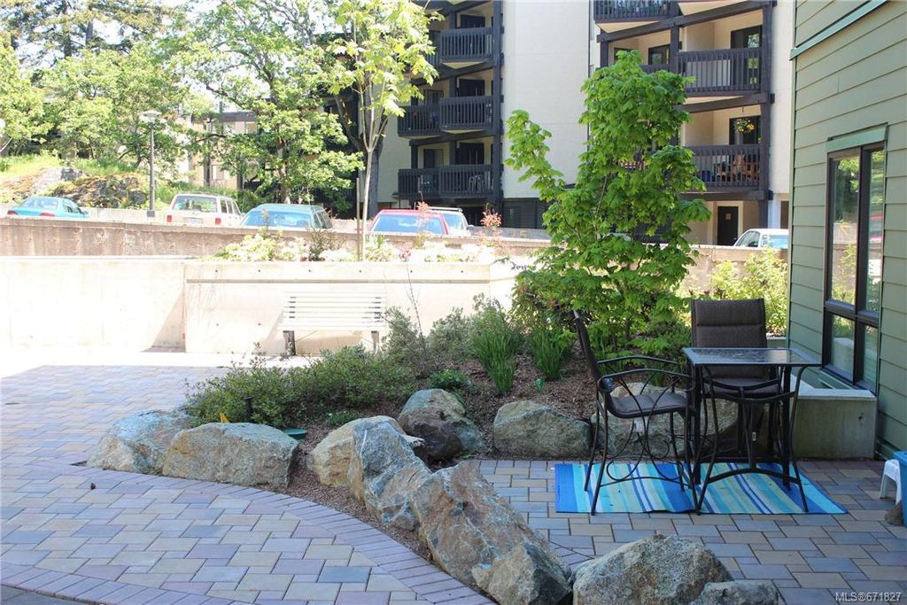 listing image 16048839516503860681