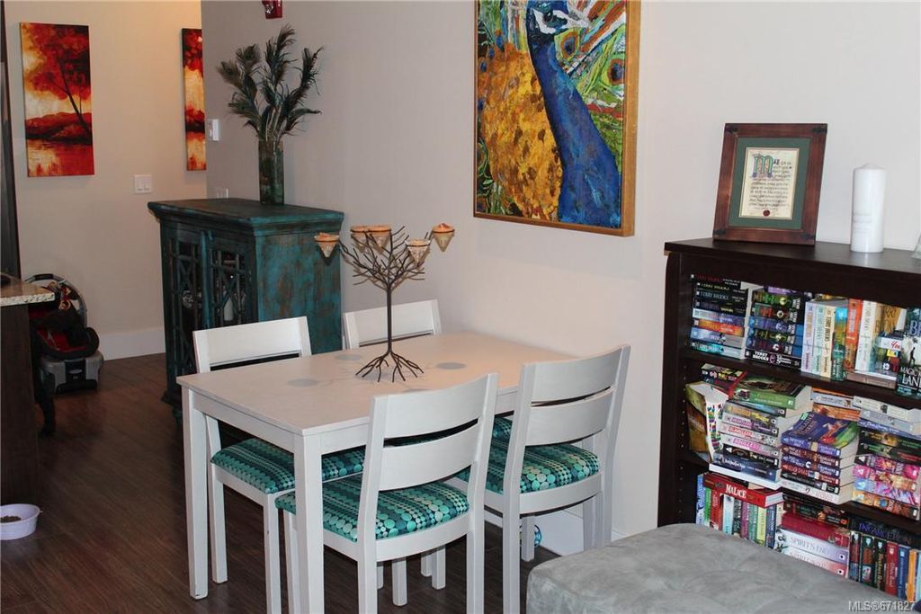 listing image 16044794192491349430