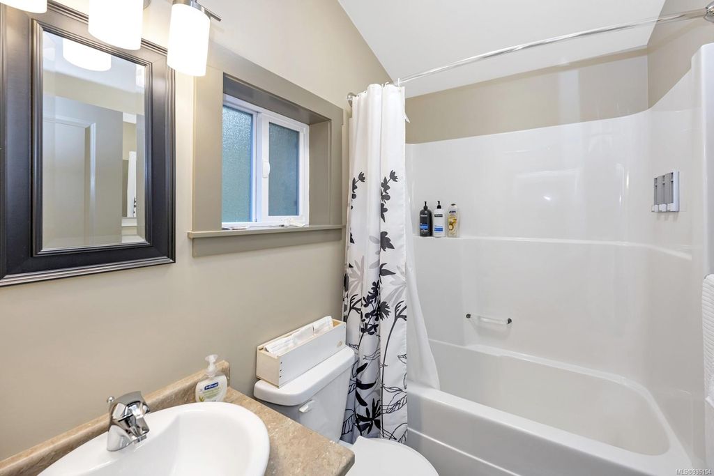 listing image 16040592187949062317