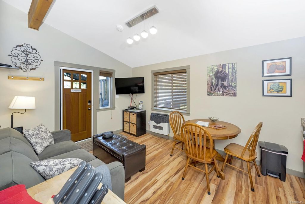listing image 16044567964299270627