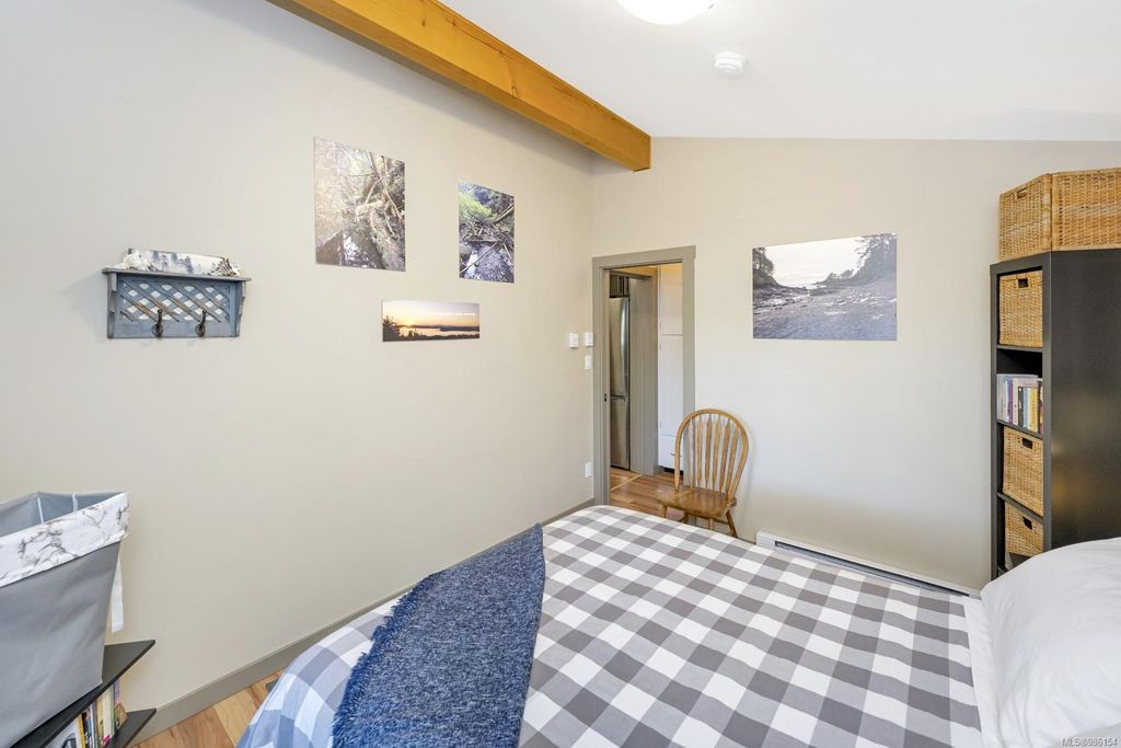 listing image 16042521428796700464