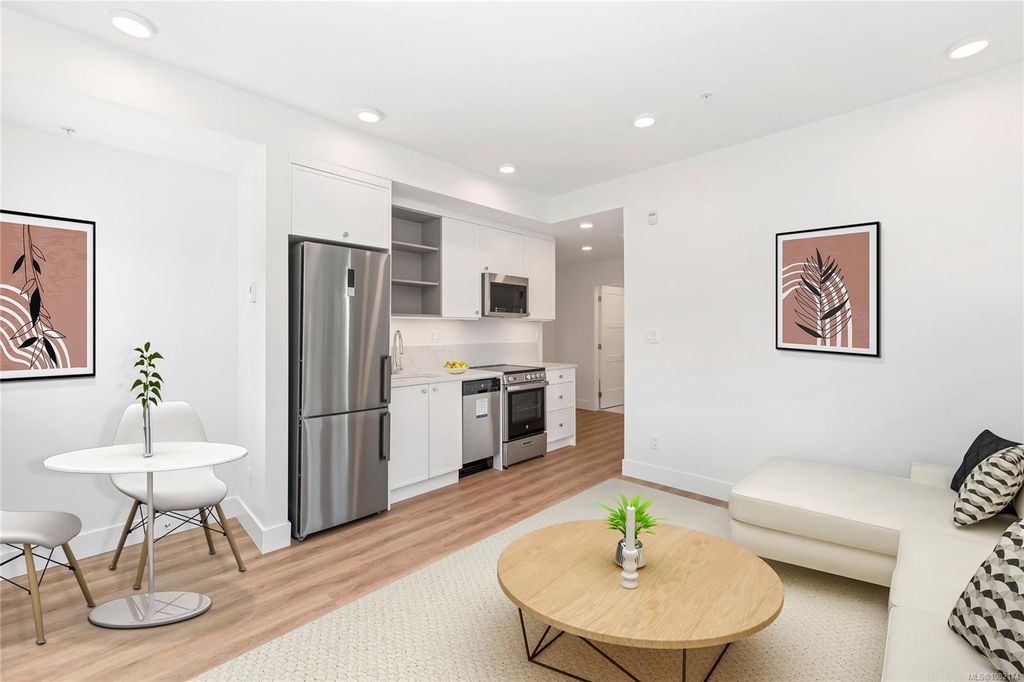 listing image 16049416537836213060