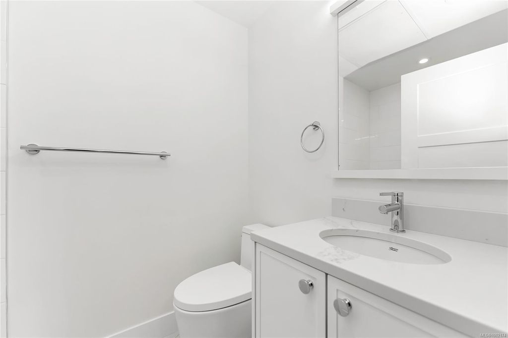 listing image 16042311848488259196