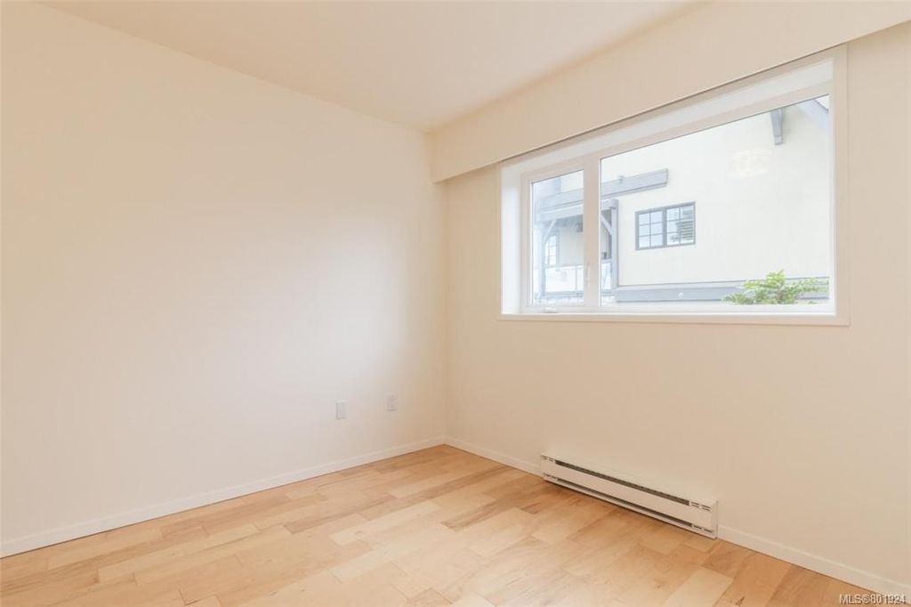 listing image 16045719237656209051