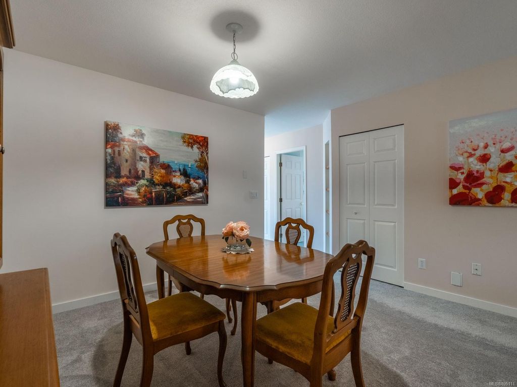 listing image 16042901583738